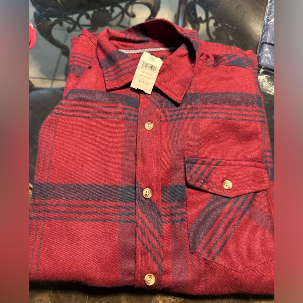 Men’s Smash brand long sleeve button up Size Small